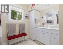 460 WELLINGTON Avenue S - 24