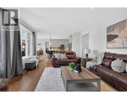 100 ANASTASIA Boulevard - 18