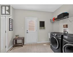 100 ANASTASIA Boulevard - 20