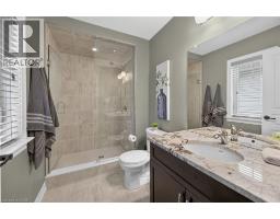 100 ANASTASIA Boulevard - 31