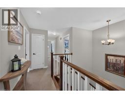 100 ANASTASIA Boulevard - 35