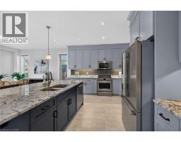 100 ANASTASIA Boulevard - 6