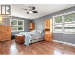 108 QUEENSWAY Drive - 19