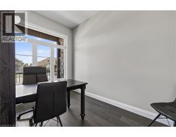 804 GARDEN COURT Crescent - 19