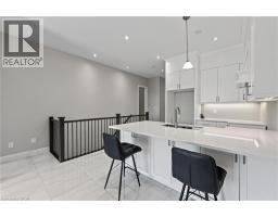 804 GARDEN COURT Crescent - 27