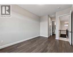 804 GARDEN COURT Crescent - 33