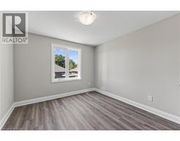804 GARDEN COURT Crescent - 36