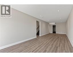 804 GARDEN COURT Crescent - 40