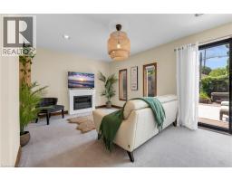 266 LONDON Street S - 16