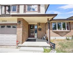 1251 JALNA Boulevard - 10