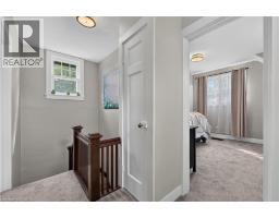 176 CROSS Street E - 23