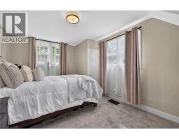 176 CROSS Street E - 26