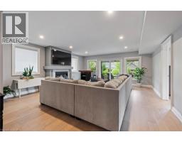 47 BLUENOSE Drive - 29