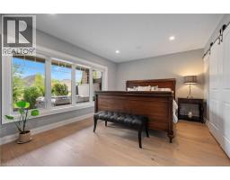 47 BLUENOSE Drive - 31