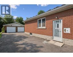 195 BLUCHER Street - 28