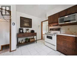 195 BLUCHER Street - 6