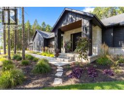 107 LOUISE CREEK Crescent - 4