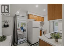 208 VICTORIA Street - 34