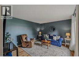 208 VICTORIA Street - 8