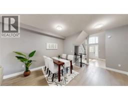 18 SPENCER Crescent - 13