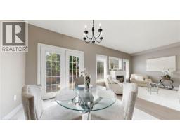 18 SPENCER Crescent - 20