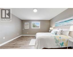 18 SPENCER Crescent - 31