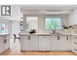 62 GLENVALLEY Drive - 11