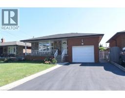 36 ABBINGTON Drive - 1