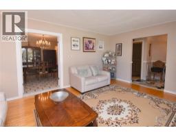 36 ABBINGTON Drive - 10