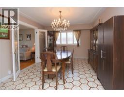 36 ABBINGTON Drive - 11