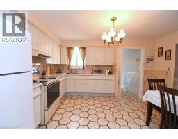 36 ABBINGTON Drive - 14