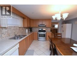 36 ABBINGTON Drive - 24