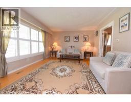 36 ABBINGTON Drive - 9