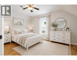 110 CREAM Street - 23