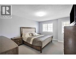 232 STONEHENGE Drive UnitNo. 8 - 18