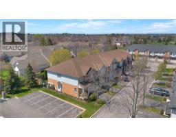 232 STONEHENGE Drive UnitNo. 8 - 40