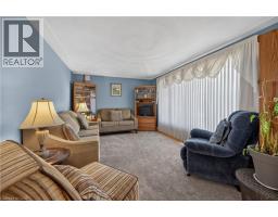 5 KENTLEY Drive - 10