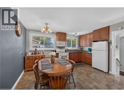5 KENTLEY Drive - 11