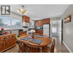 5 KENTLEY Drive - 12