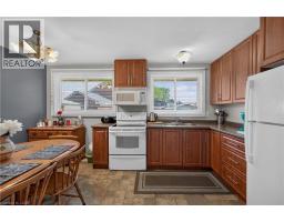 5 KENTLEY Drive - 13