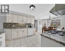 42 HILLGARDEN Avenue - 10