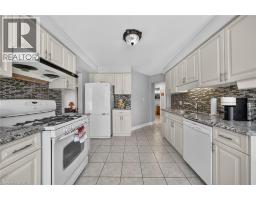42 HILLGARDEN Avenue - 18