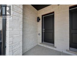 525 ERINBROOK Drive UnitNo. B046 - 4
