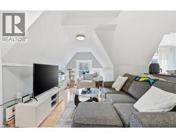 147 EMERALD Street S - 33