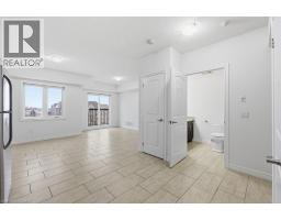886 GOLF LINKS Road UnitNo. 302 - 5
