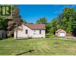 2712 UPPER JAMES Street - 2
