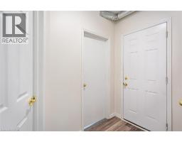 2712 UPPER JAMES Street - 4