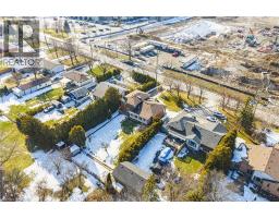 53 GLOVER Road - 50