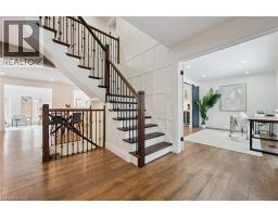 601 SANDRINGHAM Drive - 16