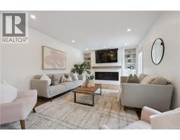 601 SANDRINGHAM Drive - 8